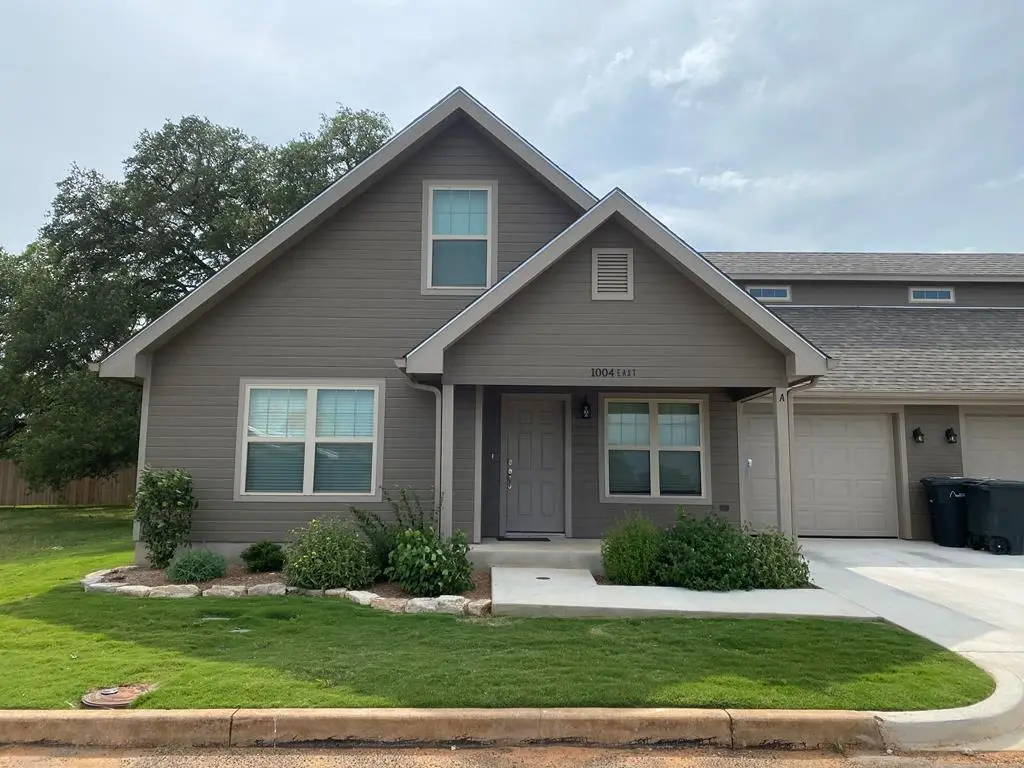 1004 E Hill St #A, Fredericksburg, TX 78624 - #1