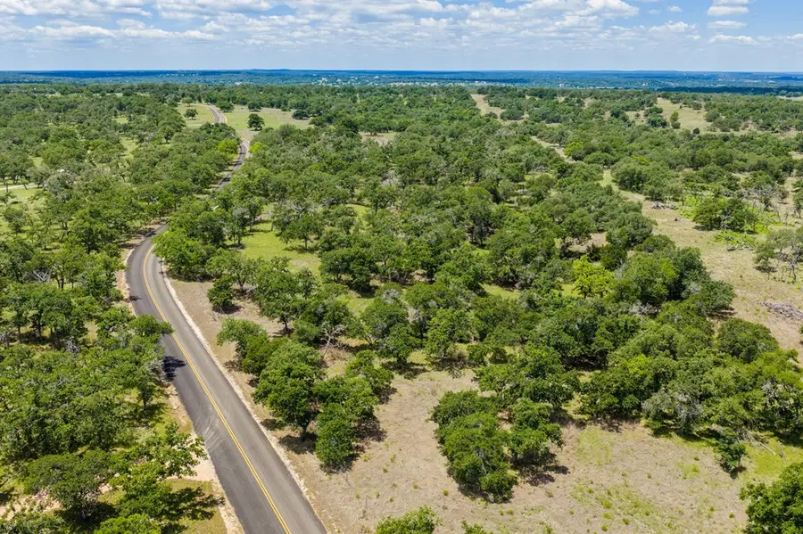 2100 Grape Creek Rd, Fredericksburg, TX 78624 - #3