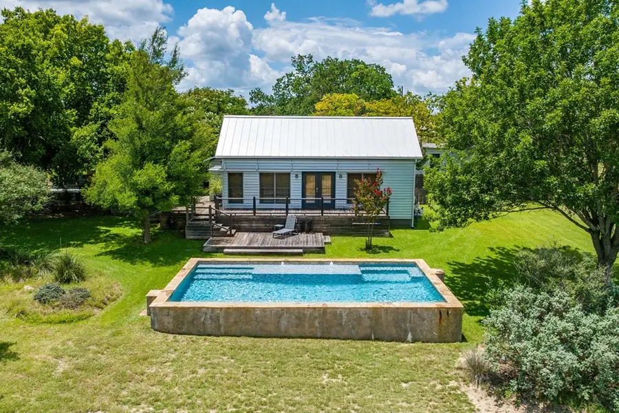 1556 Pfiester Rd, Fredericksburg, TX 78624 - #2