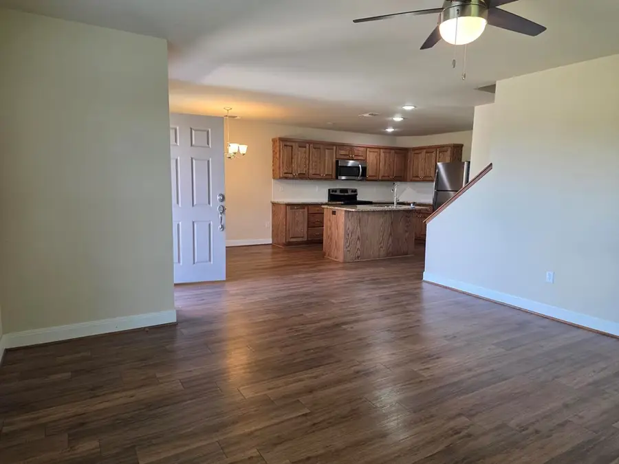 1004 E Hill St #B, Fredericksburg, TX 78624 - #3