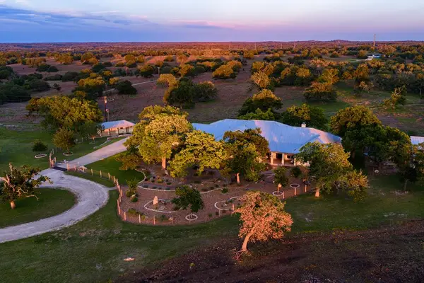 4205 Fredericksburg Rd., Kerrville, TX 78028
