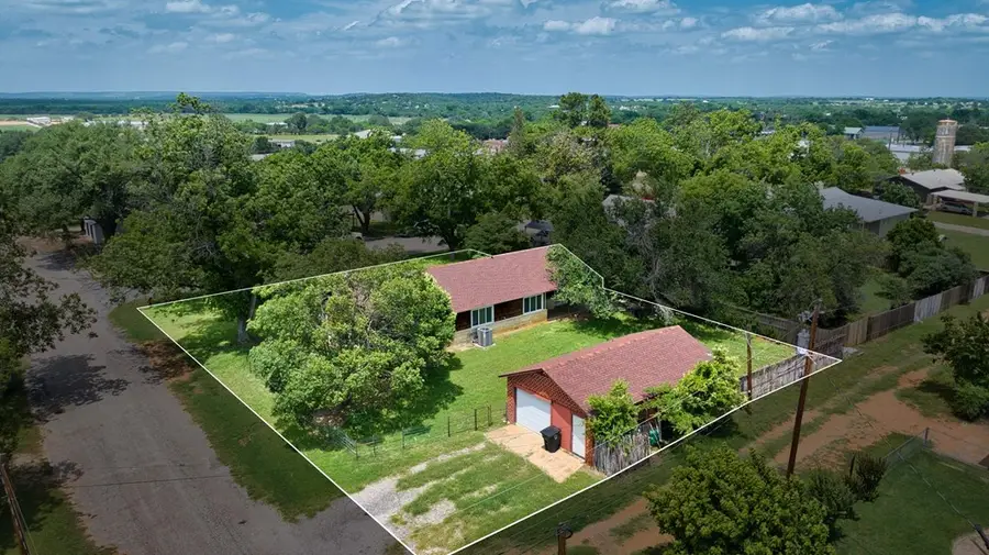 931 Doole St, Mason, TX 76856 - #2