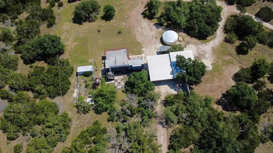 232 Spring Rd, Fredericksburg, TX 78624 - #2