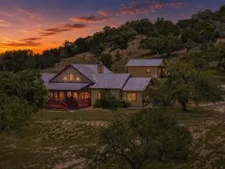 6334 E Ranch Rd 1631, Fredericksburg, TX 78624 - #2