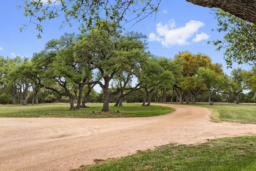 7503 E Us Hwy 290, Johnson City, TX 78636 - #2