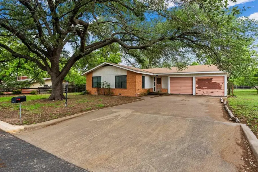 131 W Lower Crabapple Rd, Fredericksburg, TX 78624 - #3