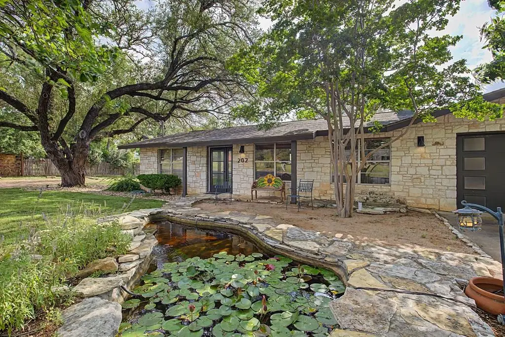202 Bluebonnet, Fredericksburg, TX 78624 - #1