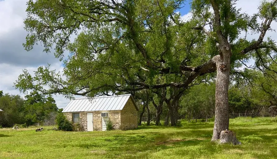 1366 Narrows Rd #1, Blanco, TX 78606 - #2