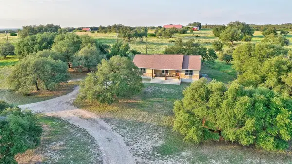 245 Big Sky Rd., Harper, TX 78631