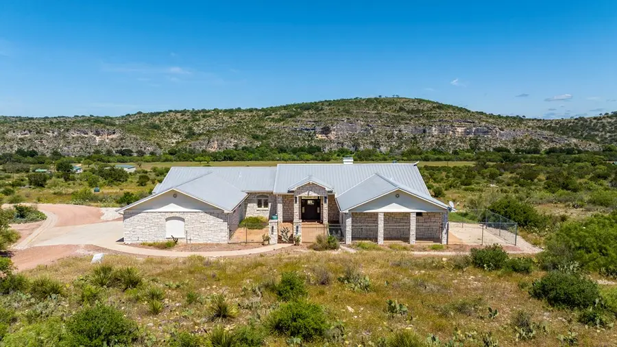 256 Persimmon Point, Mason, TX 76856 - #3