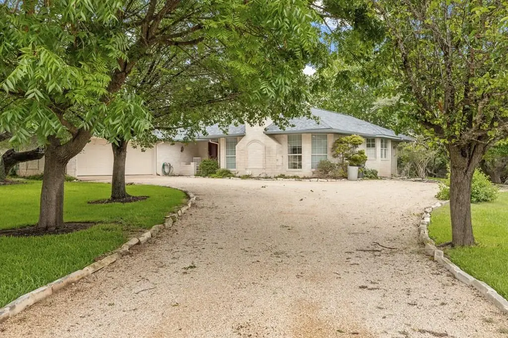 214 Northwood Hills Dr, Fredericksburg, TX 78624 - #1