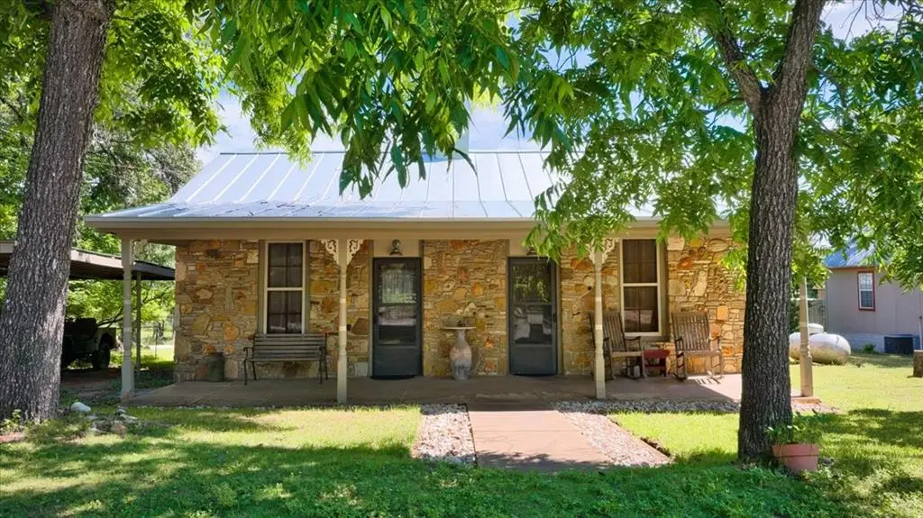 431 Fuschia St, Mason, TX 76856 - #1
