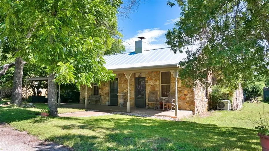 431 Fuschia St, Mason, TX 76856 - #2