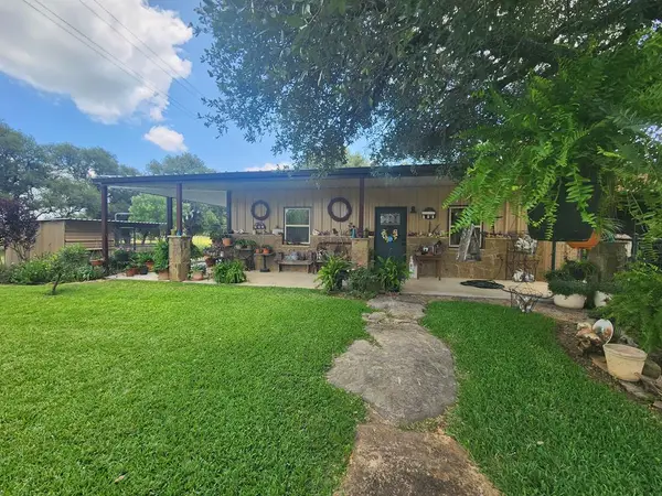 218 E County Rd 409, Cherokee, TX 76832