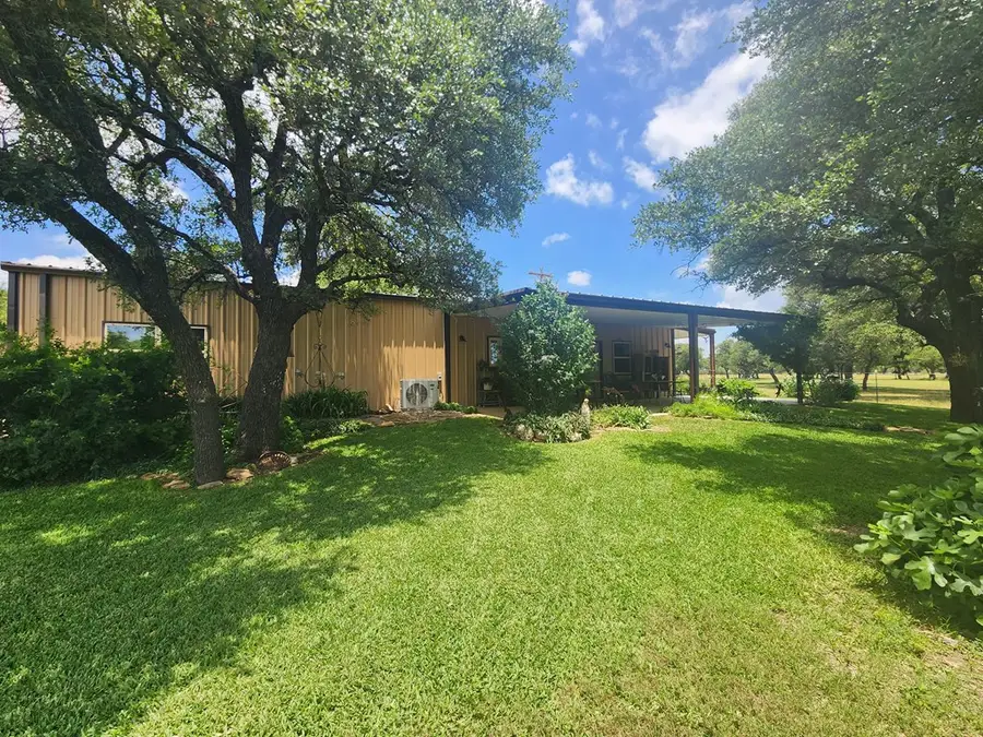 218 E County Rd 409, Cherokee, TX 76832 - #2