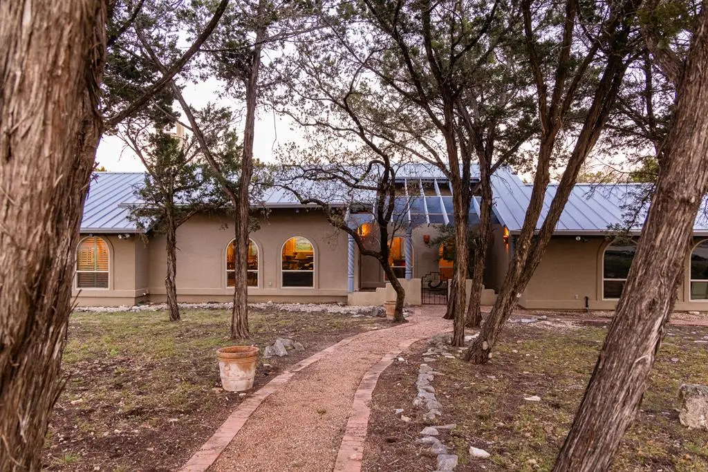 193 Rim Rock Circle, Ingram, TX 78025 - #1