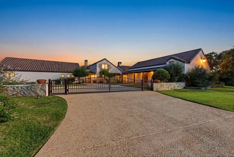 277 N Majestic Ridge, Comfort, TX 78013 - #2