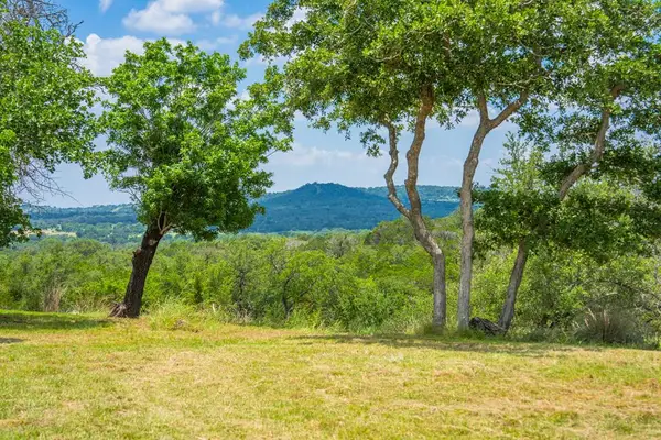 241 Old #9 Hwy, Comfort, TX 78013