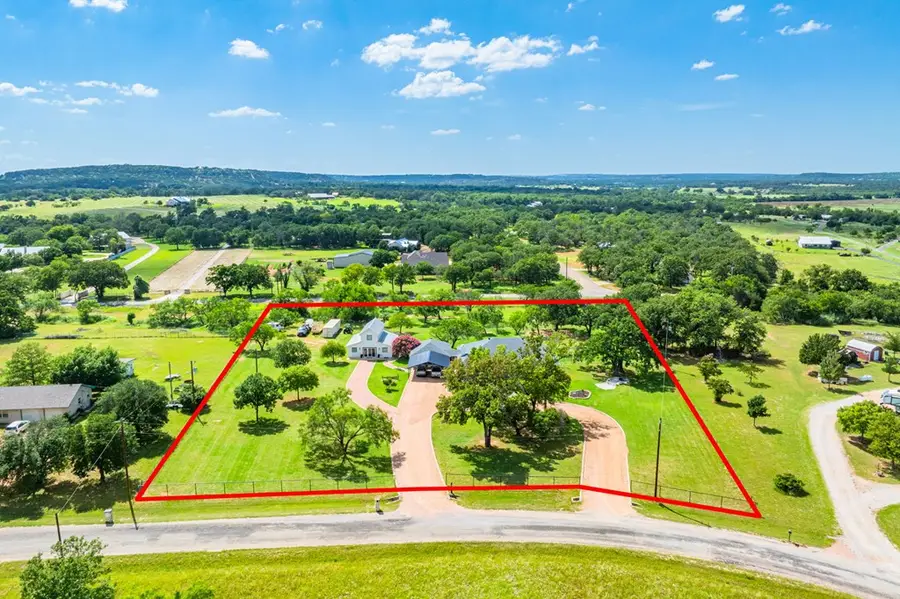 411 Emerald Loop, Fredericksburg, TX 78624 - #2