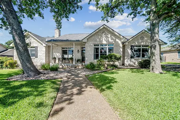 123 Stone Forest, Fredericksburg, TX 78624