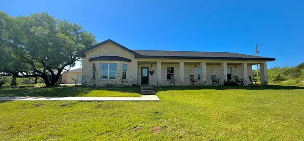 124 County Rd 118, Llano, TX 78643
