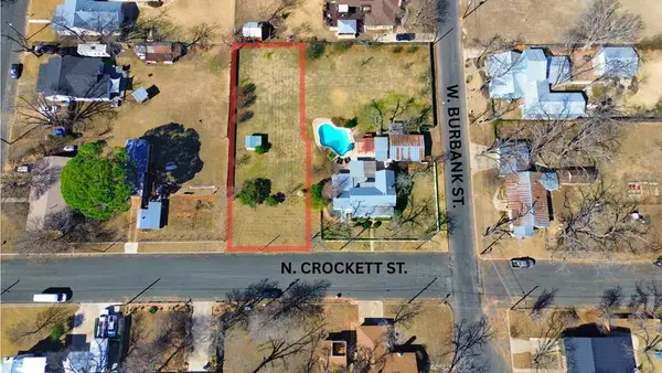 906 Crockett St, Fredericksburg, TX 78624