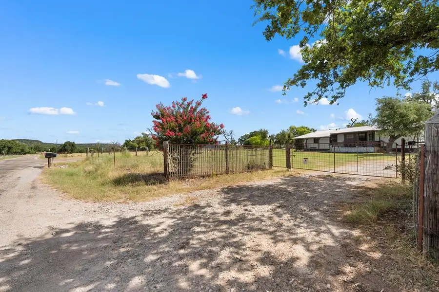 11902 Lower Crabapple Rd, Fredericksburg, TX 78624 - #3