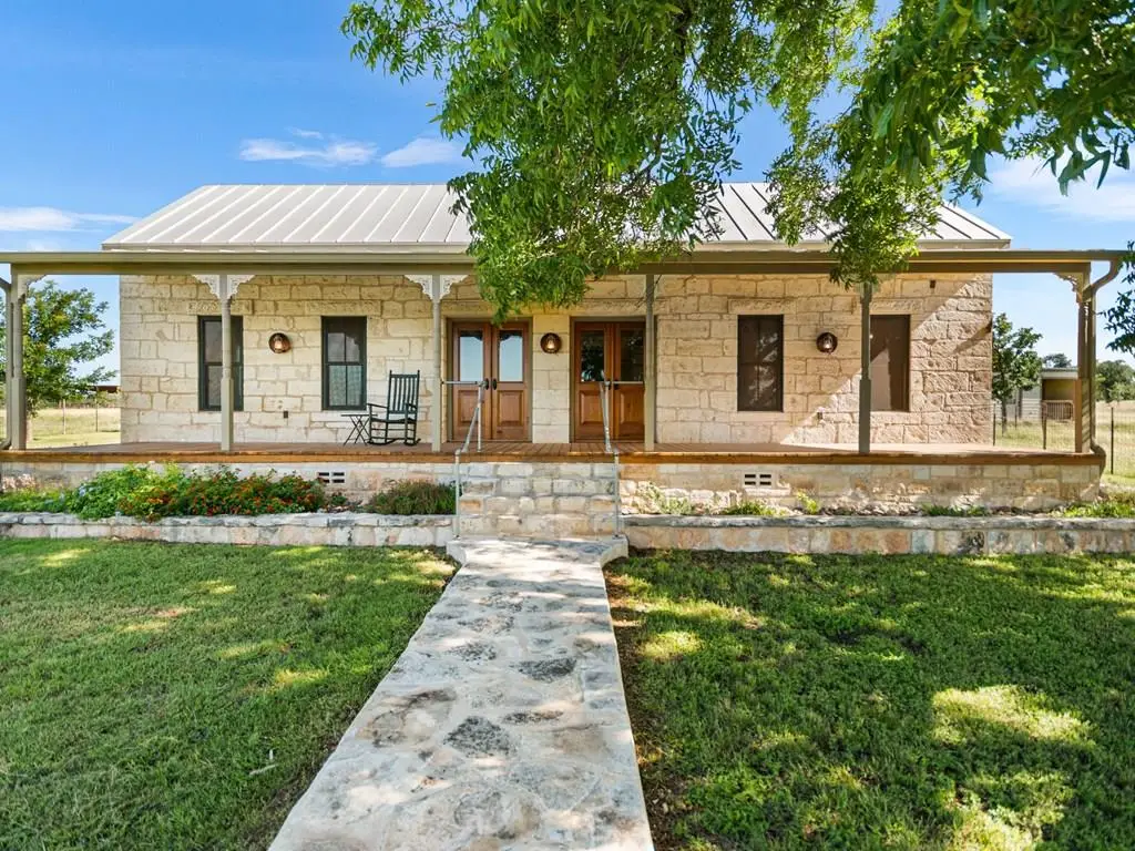 4369 Reeh Weinheimer Rd, Fredericksburg, TX 78624 - #1
