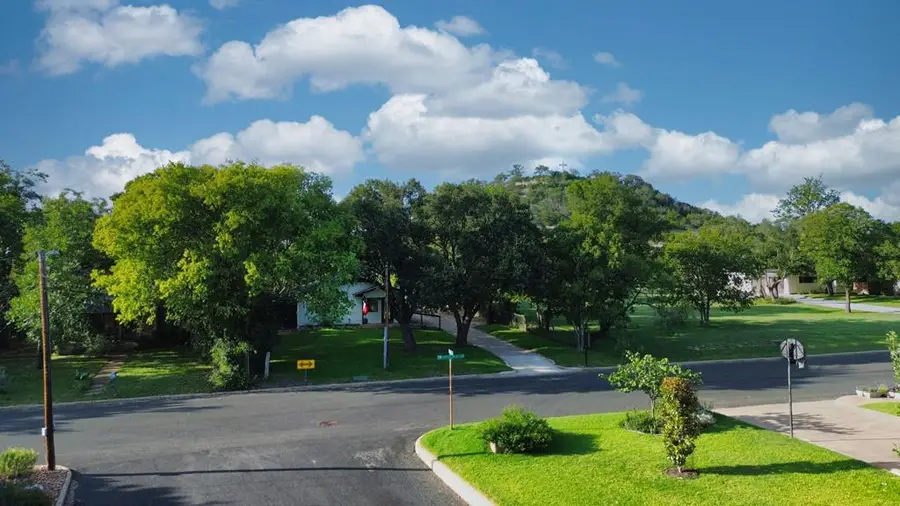 500 Cross Mountain Dr, Fredericksburg, TX 78624 - #3