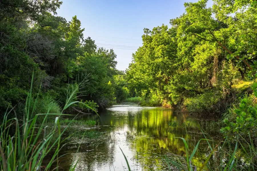 3841 W Us Hwy 290, Fredericksburg, TX 78624 - #3