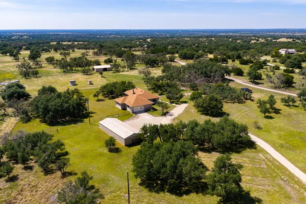 5078 Friedrich Rd, Fredericksburg, TX 78624 - #1