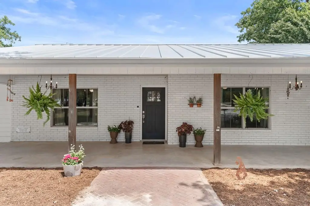 111 Wilderness Dr, Fredericksburg, TX 78624 - #1