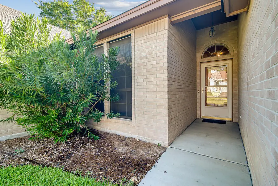 216 Meadow Brook Dr, Fredericksburg, TX 78624 - #2