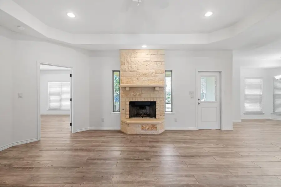 143 Stonewood, Fredericksburg, TX 78624 - #2