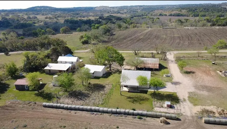 1410 Grapetown Rd, Fredericksburg, TX 78624 - #1