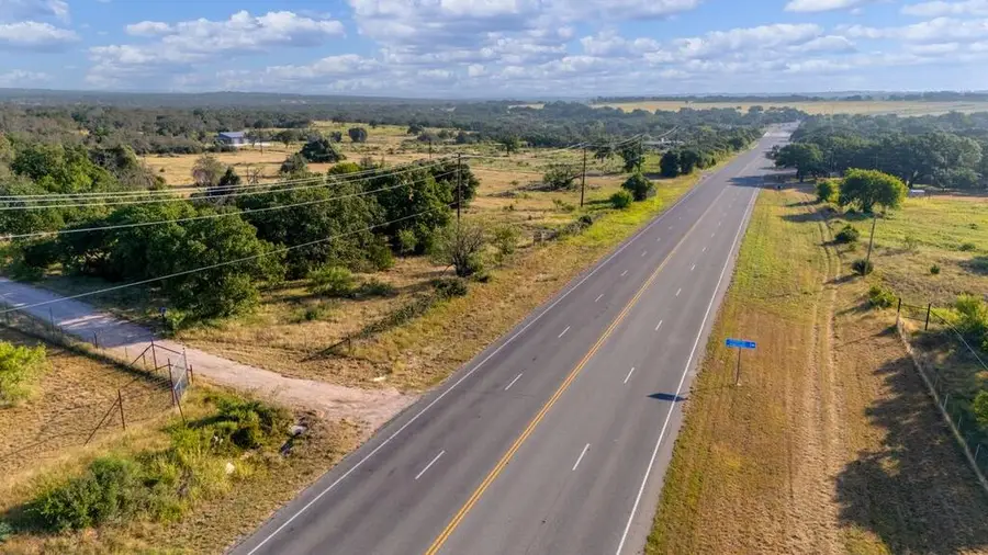 7994 W Us Hwy 290, Johnson City, TX 78636 - #2