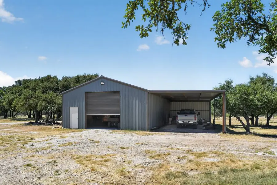 785 Legacy Oaks Dr, Harper, TX 78631 - #3