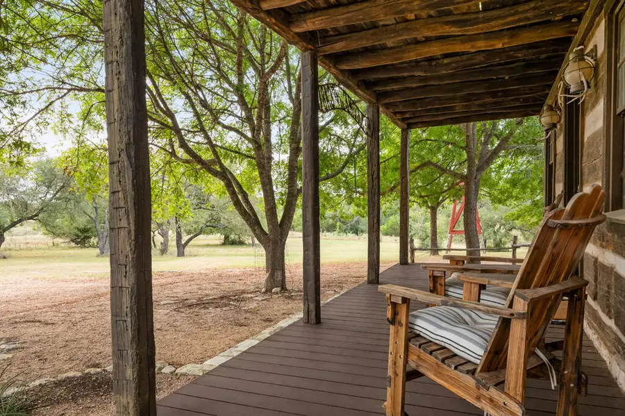 401 S Clear Creek Rd, Fredericksburg, TX 78624 - #2