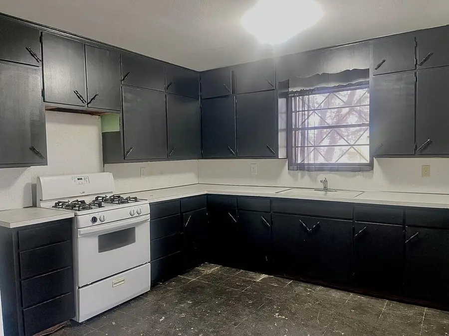 700 Ettie St, Fredericksburg, TX 78624 - #3