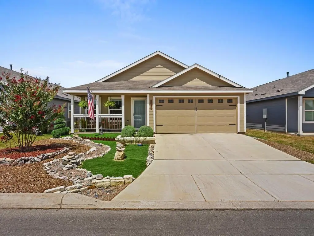 121 Aidan Trl, Fredericksburg, TX 78624 - #1