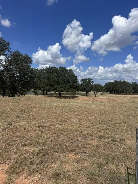 107 Baurenhof Ct., Fredericksburg, TX 78624
