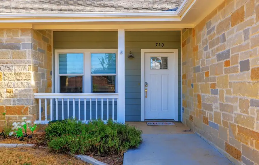 710 Northern Red Oak, Fredericksburg, TX 78624 - #3