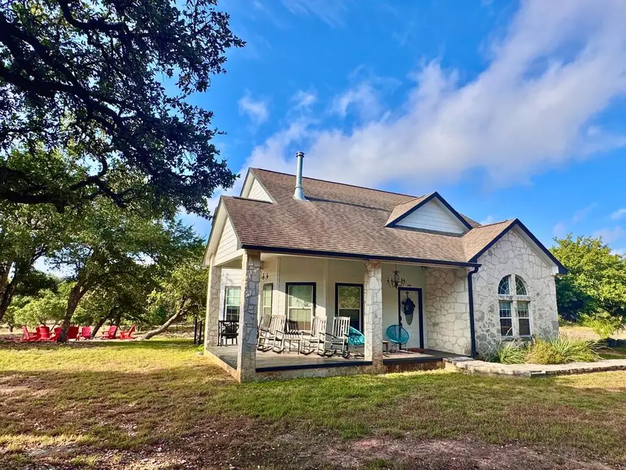 3498 Grape Creek Rd, Fredericksburg, TX 78624 - #3