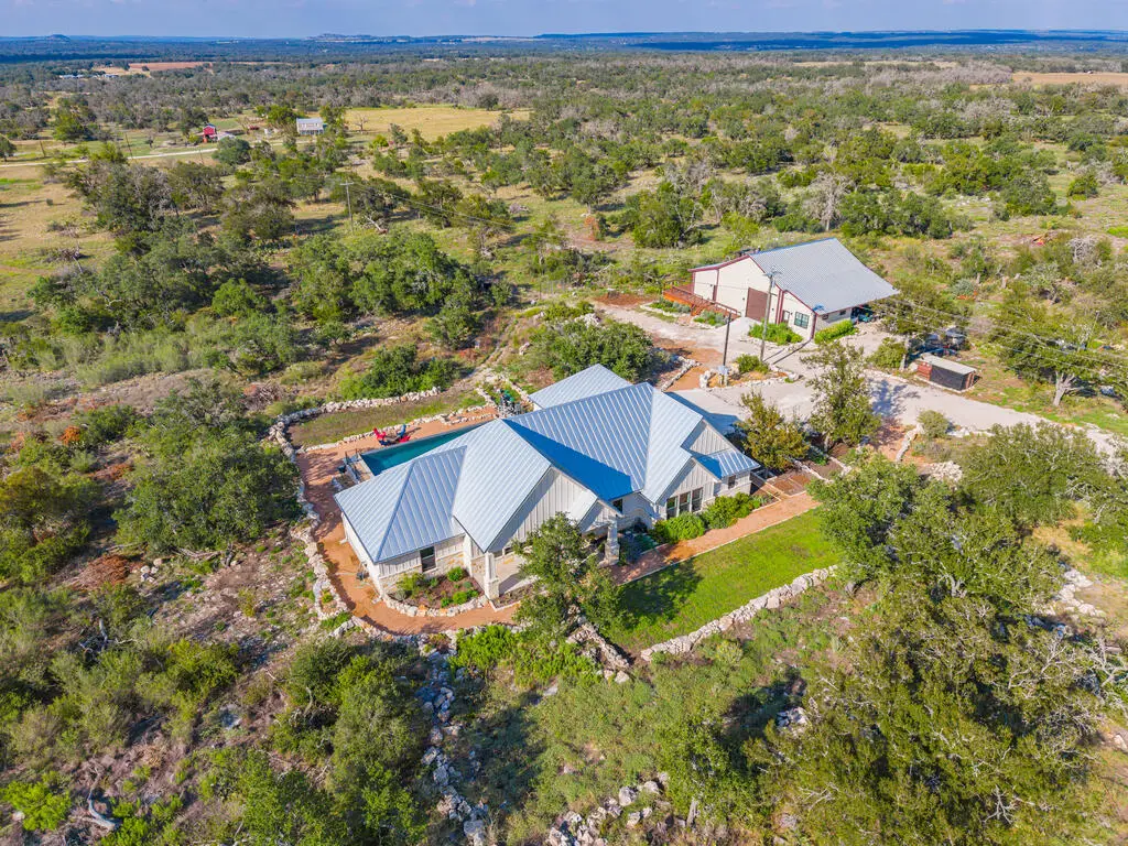 2840 N Grape Creek Rd, Fredericksburg, TX 78624 - #1