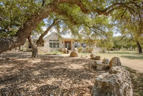 2010 County Road 233, Florence, TX 76527