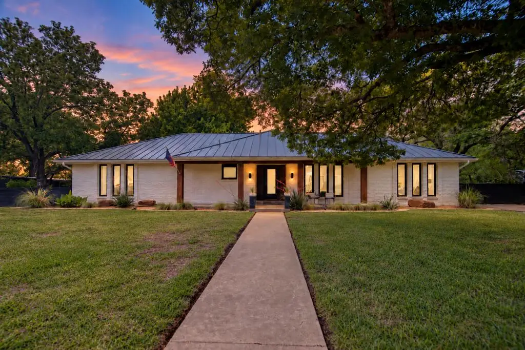 107 Glenwood Dr, Fredericksburg, TX 78624 - #1