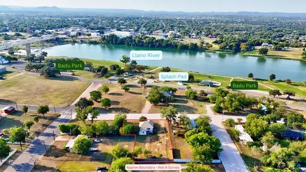 305 Tarrant, Llano, TX 78643