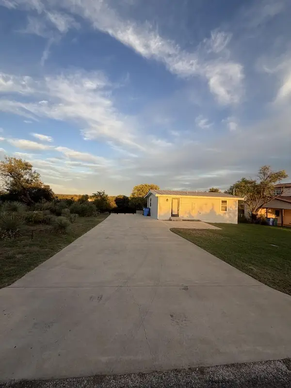 115 Winding Way, Sunrise Beach, TX 78643