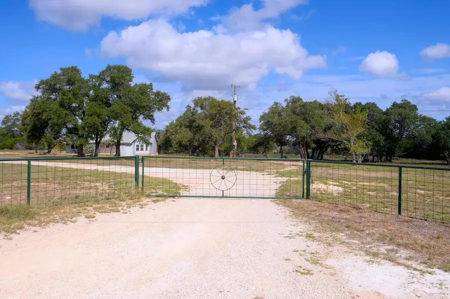 725 Lonesome Loop, Blanco, TX 78606 - #3