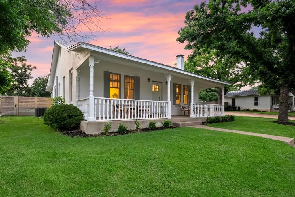 508 N Orange St, Fredericksburg, TX 78624 - #1